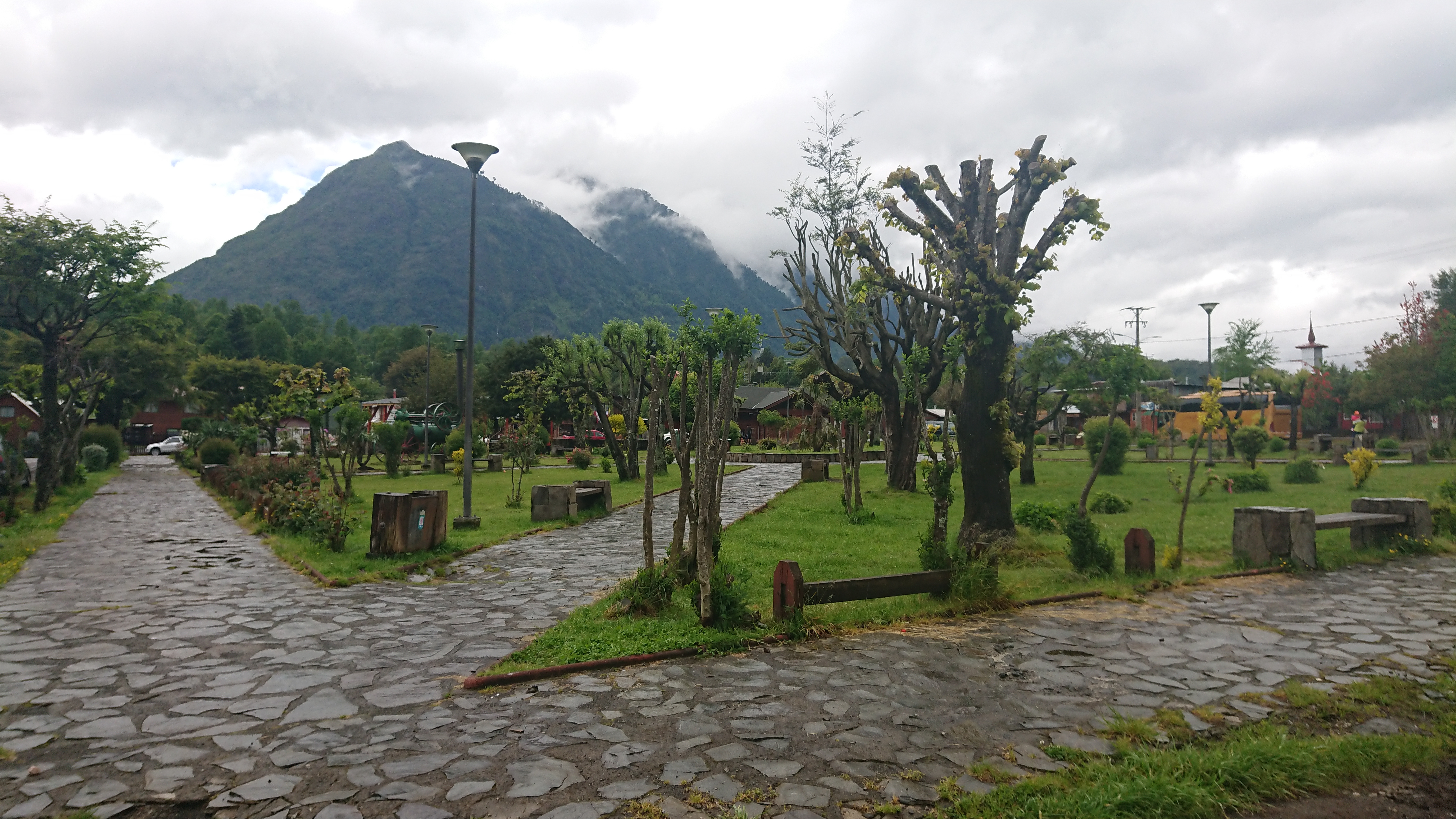 Ein kleiner, aber feiner Park - natürlich auch mit Regen