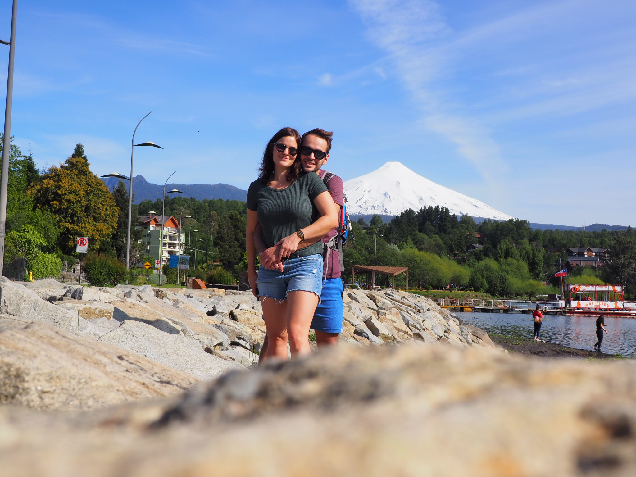 Lago Villarica, im Hintergrund der Volcán Villarica
