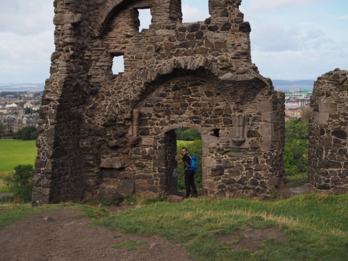 Ruine auf dem Weg auf den Arthur's Seat
