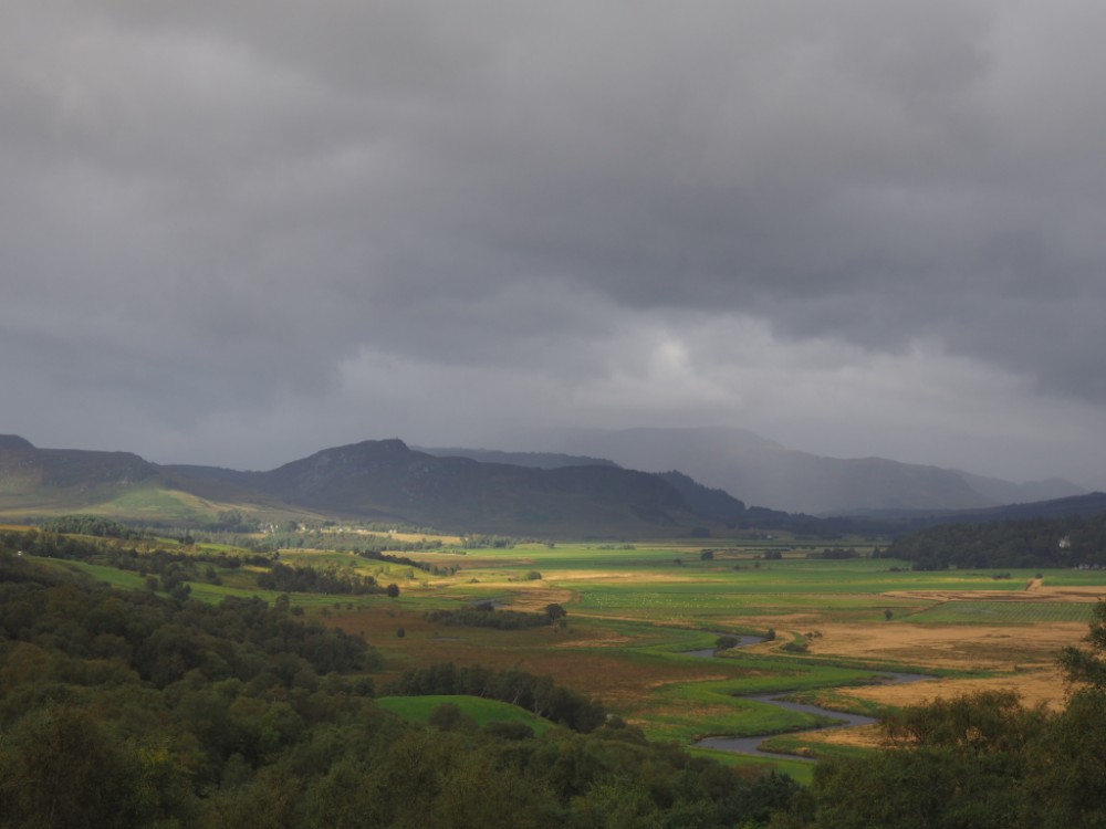 Das schottische Wetter auf dem Weg zum Loch Ness