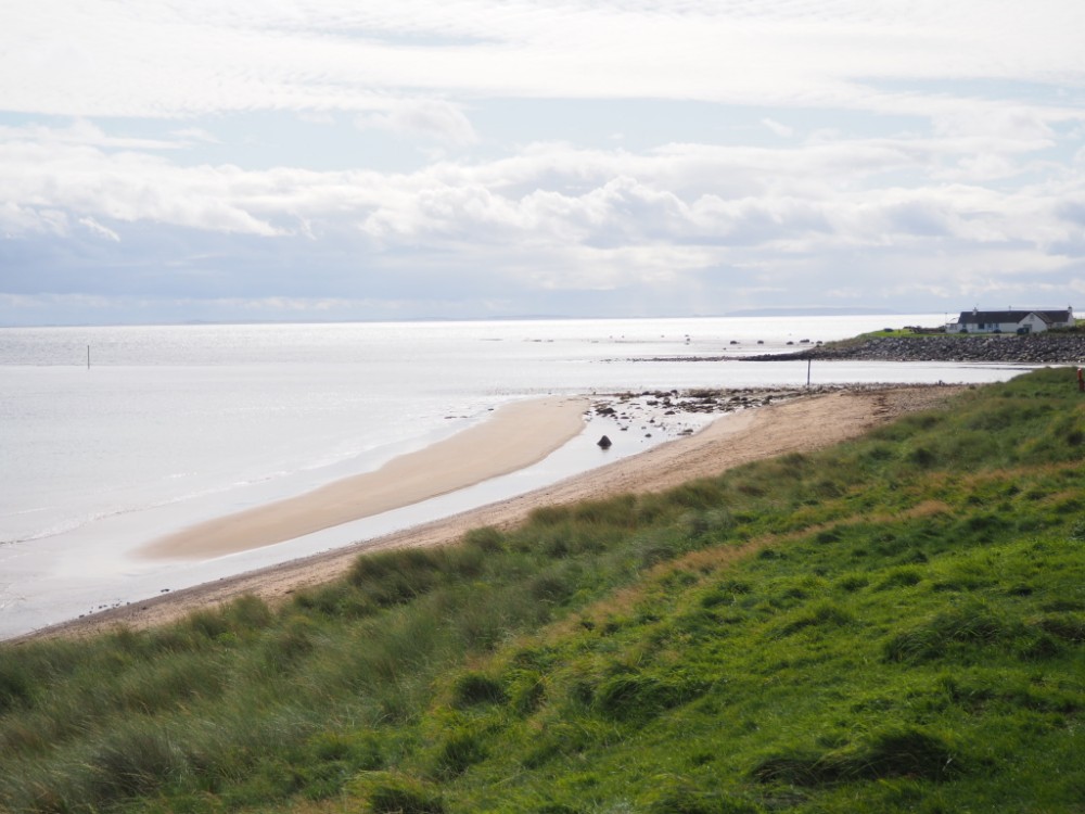 Blick auf den schönen Brora Beach...