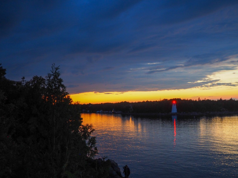 Das Ende eines tollen Sonnenuntergangs an Little Tub Harbor