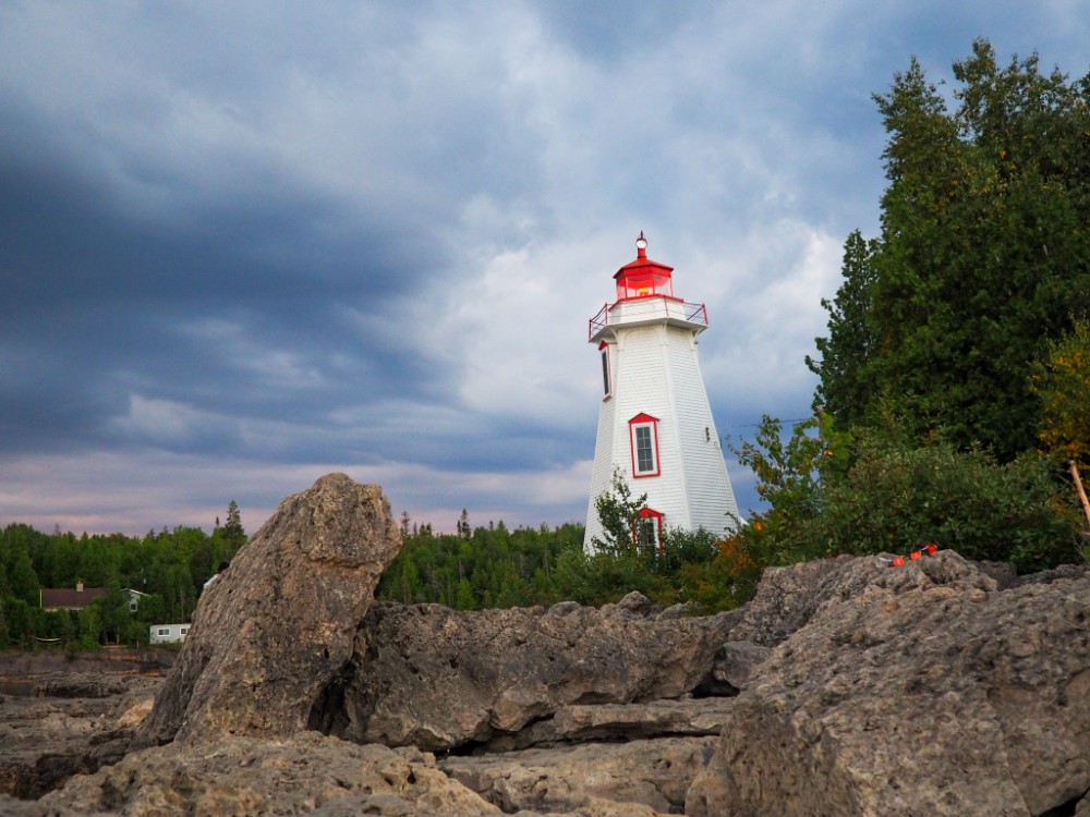 "Big Tub Lighthouse" in der Dämmerung