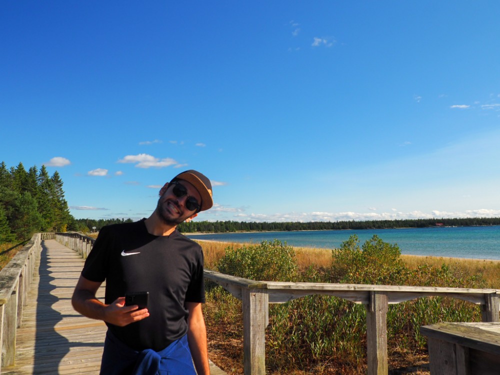 Der schöne Boardwalk in Providence Bay