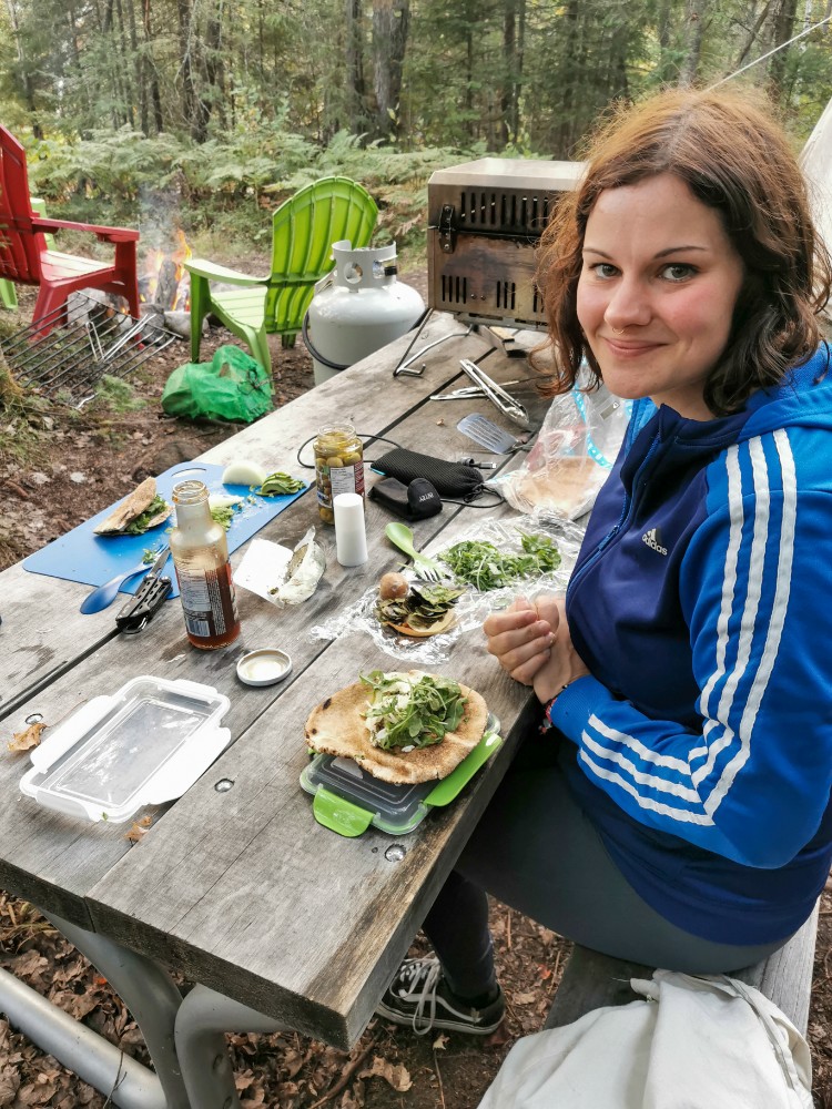 Man beachte auch unsere professionellen Campingteller!