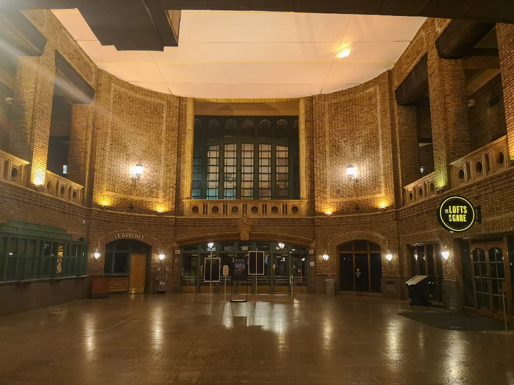 Der Gare de Palais. Hier warte ich auf den Hogwarts-Express!