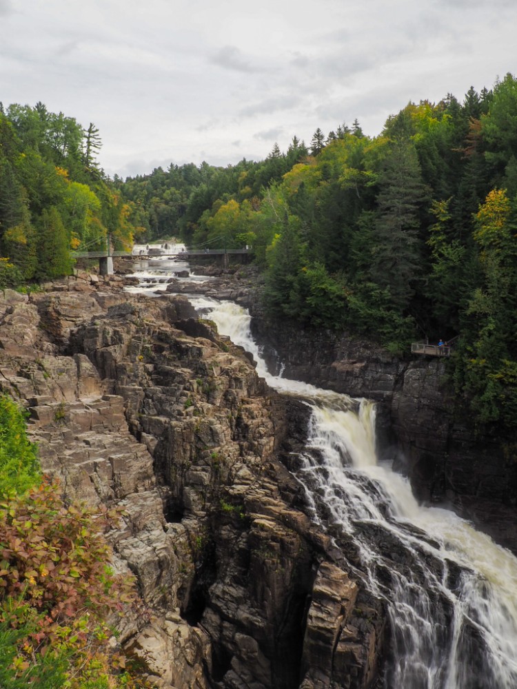 Der Chute Sainte-Anne in seiner vollen Pracht