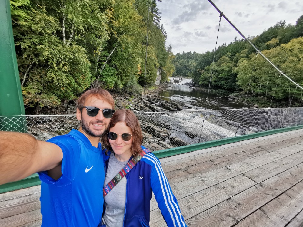Eine der vielen Hängebrücken am Canyon Sainte Anne