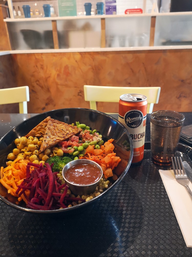 Und da soll mal jemand sagen veganes Essen sei langweilig! ☝️