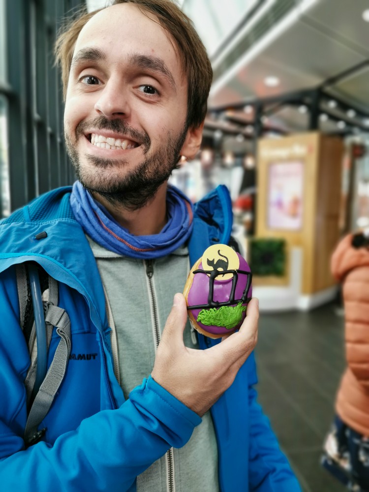 Einen leckeren Halloween-Donut für Marcus 🕷️🤡👻
