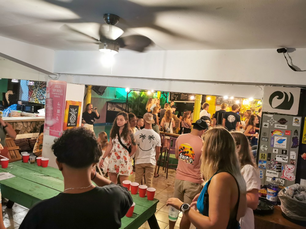 Ganz schön was los beim Beerpong