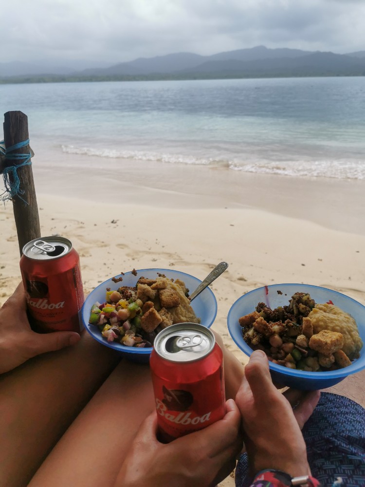 Lecker, mit Aussicht und Bier - besser geht es also kaum