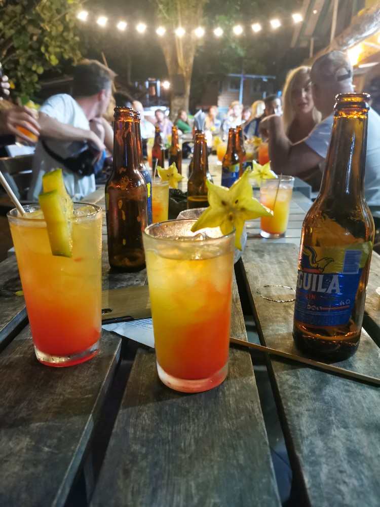 Leckere Cocktails gibt es auch ☺️