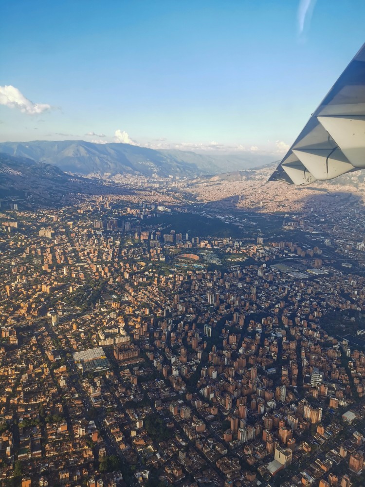 Grandioser Ausblick beim Anflug auf Medellín