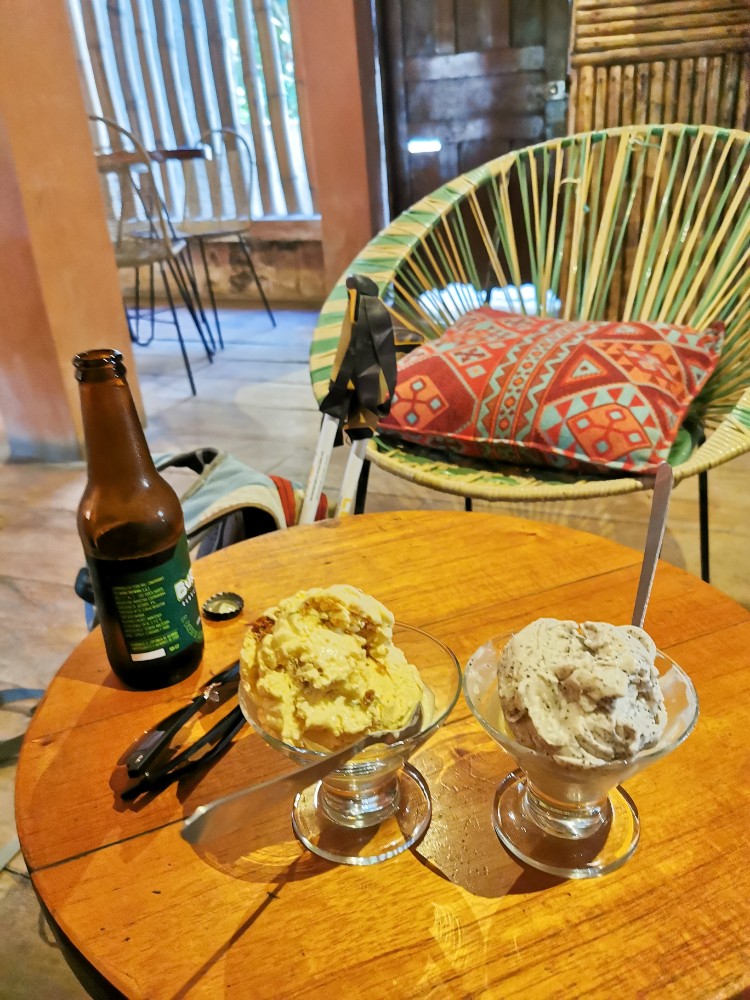 Heute mal mit Foto vom leckeren Eis