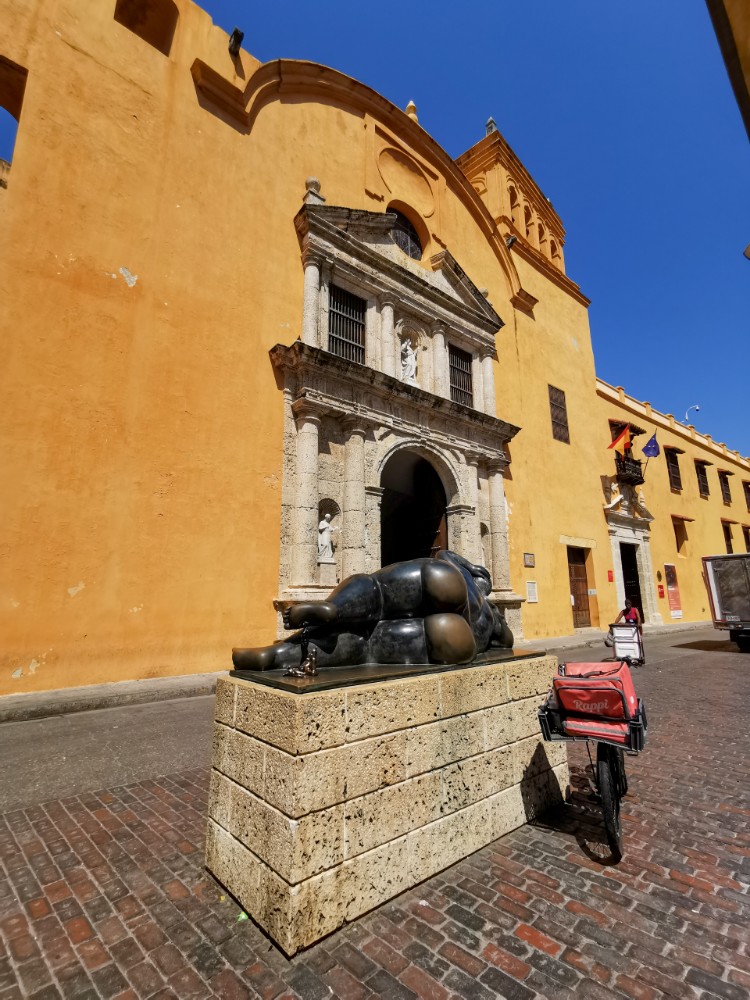 Auch hier gibt es natürlich ein Kunstwerk von Botero