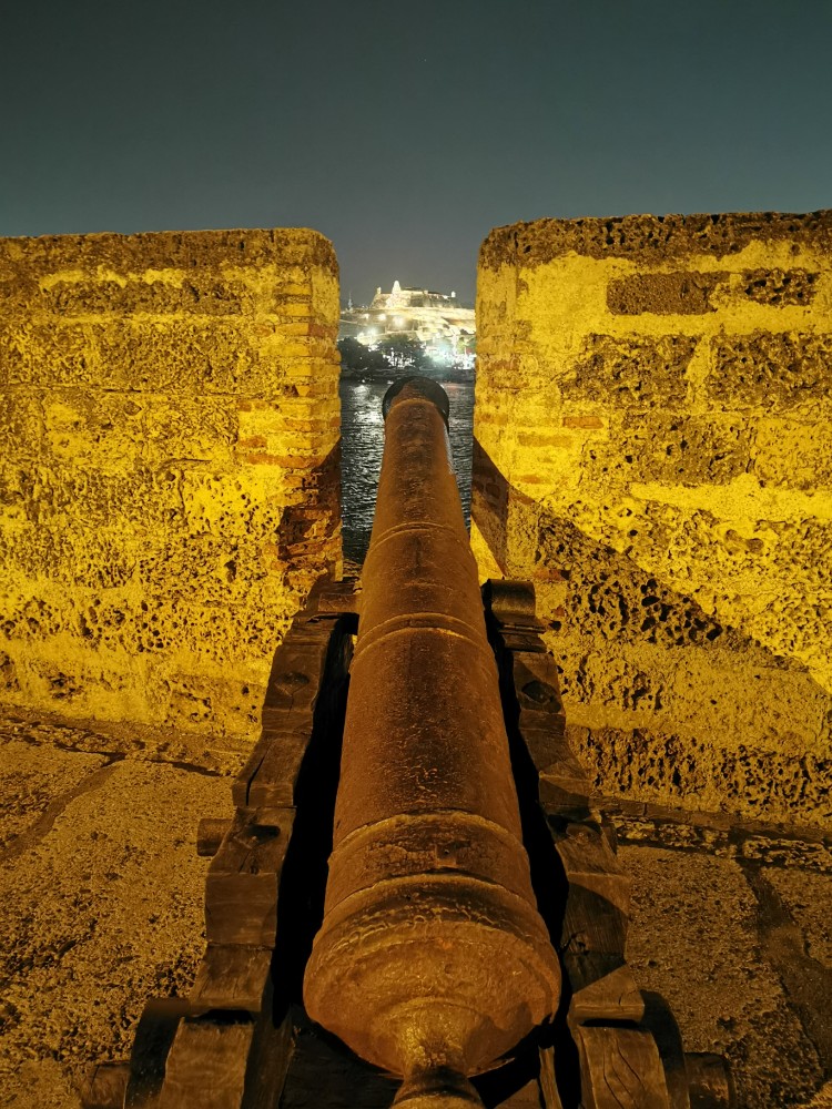 Nochmal kurz über die Stadtmauer gehuscht