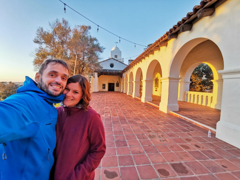 Das tolle Abendlicht am Junipero Serra Museum