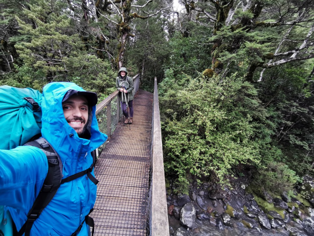 Und einmal mit Regenjacken