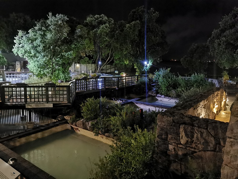 Es gibt sogar historische Pools auf dem Gelände