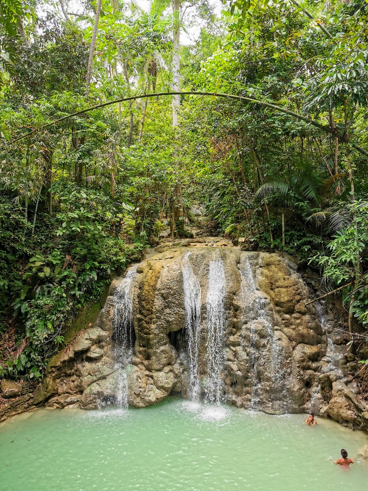 Die Lugnasong Falls