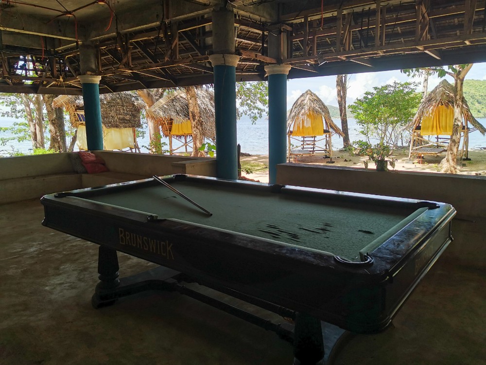 Im alten Resort nebenan gibt es sogar einen Billardtisch