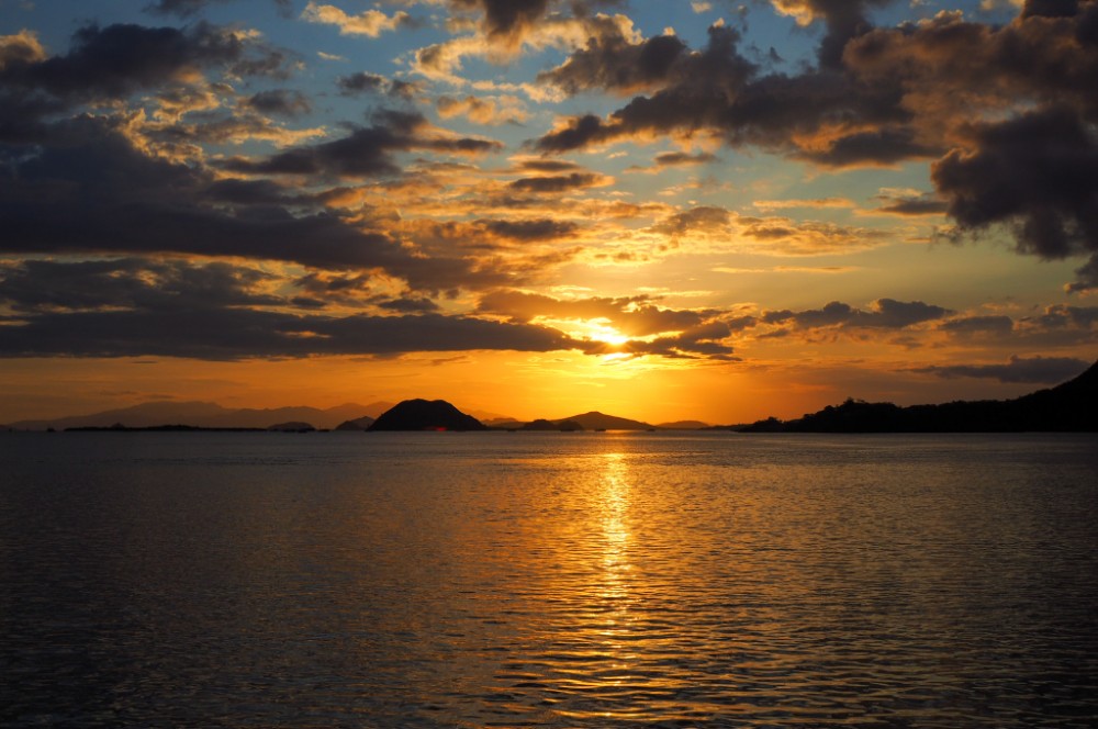 Bevor es los ging war der Sonnenuntergang schon traumhaft