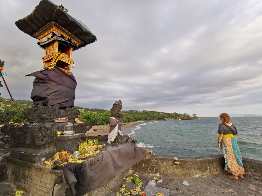 Der Tempel direkt am Meer