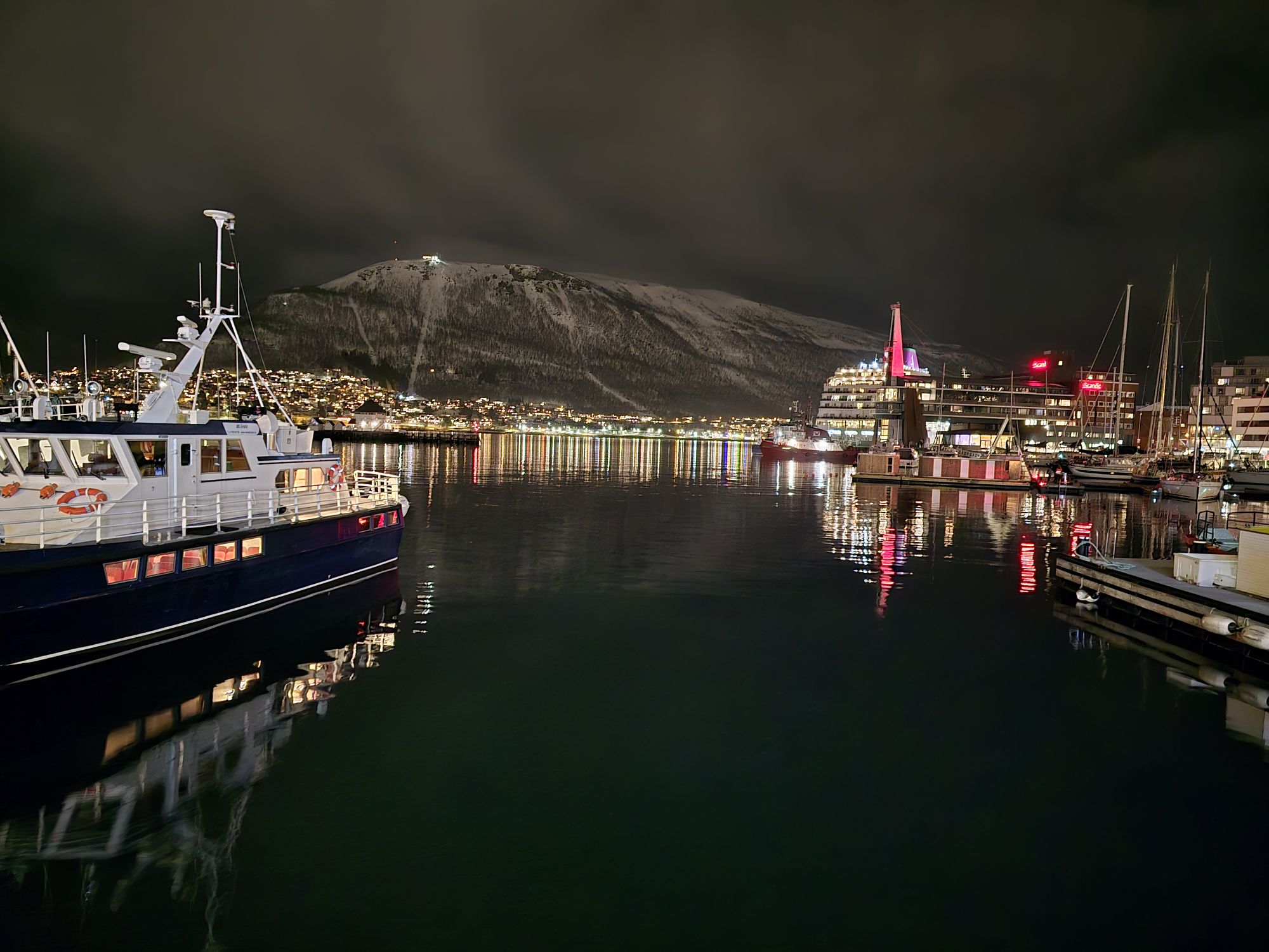 Ein letzter Spaziergang durch das nächtliche Tromsø