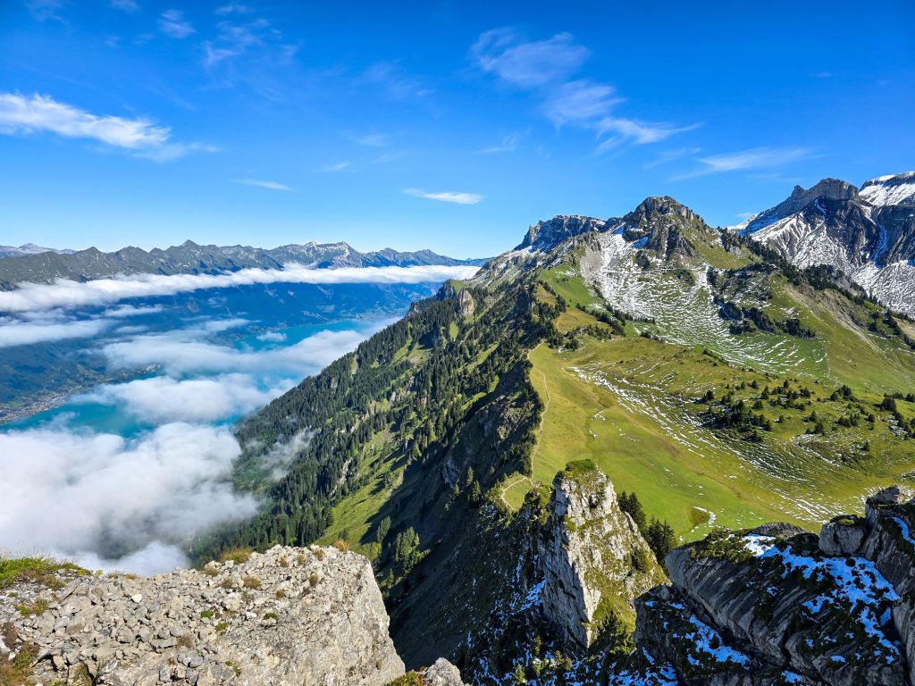 Dieser Mix aus dem See und dieser Berglandschaft 😍