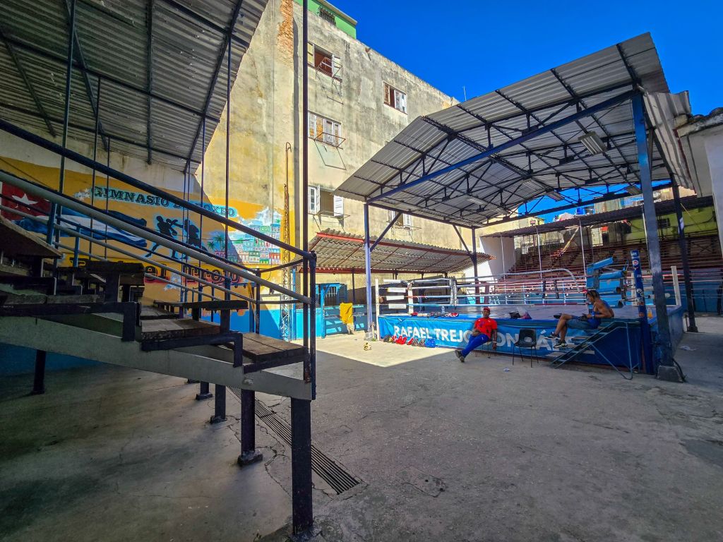 Eine kleine Boxarena haben wir uns auch noch angeschaut
