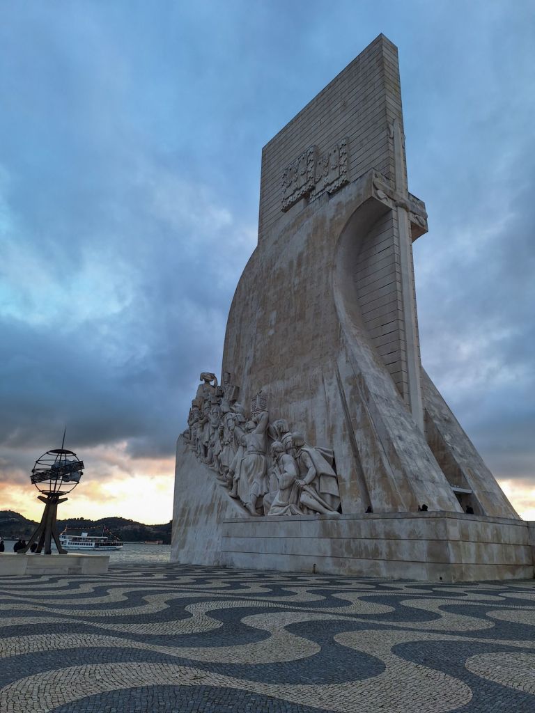 Ein Seefahrerdenkmal gab es unterwegs zu entdecken