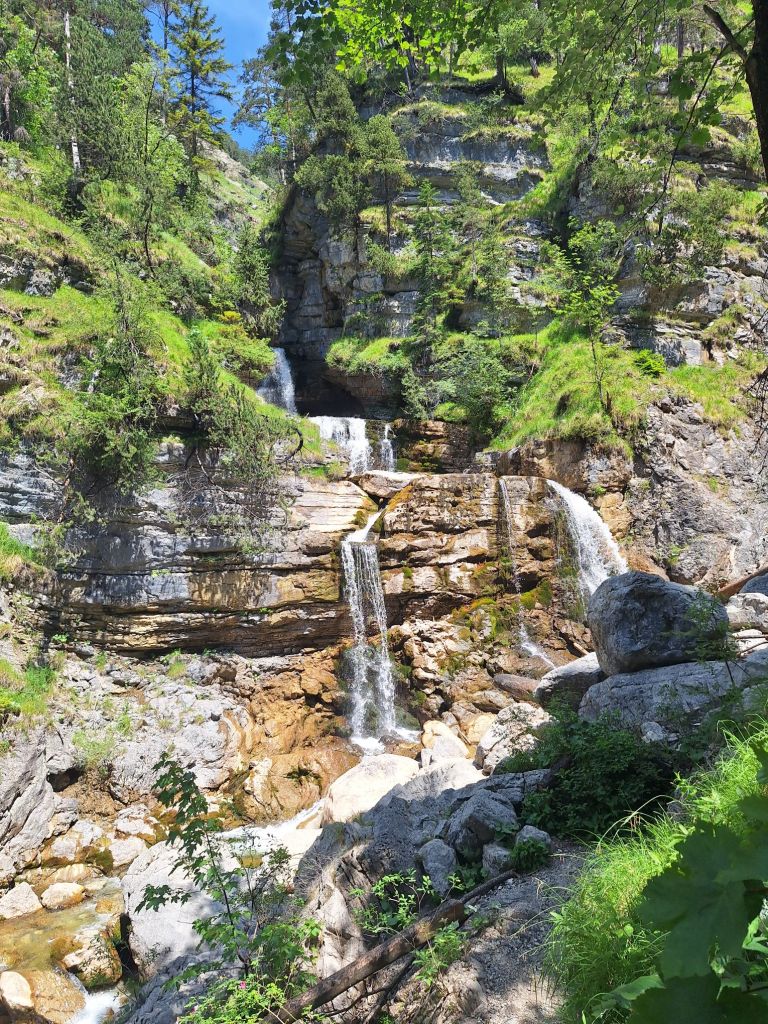 Überall kleine Wasserfälle ☺️