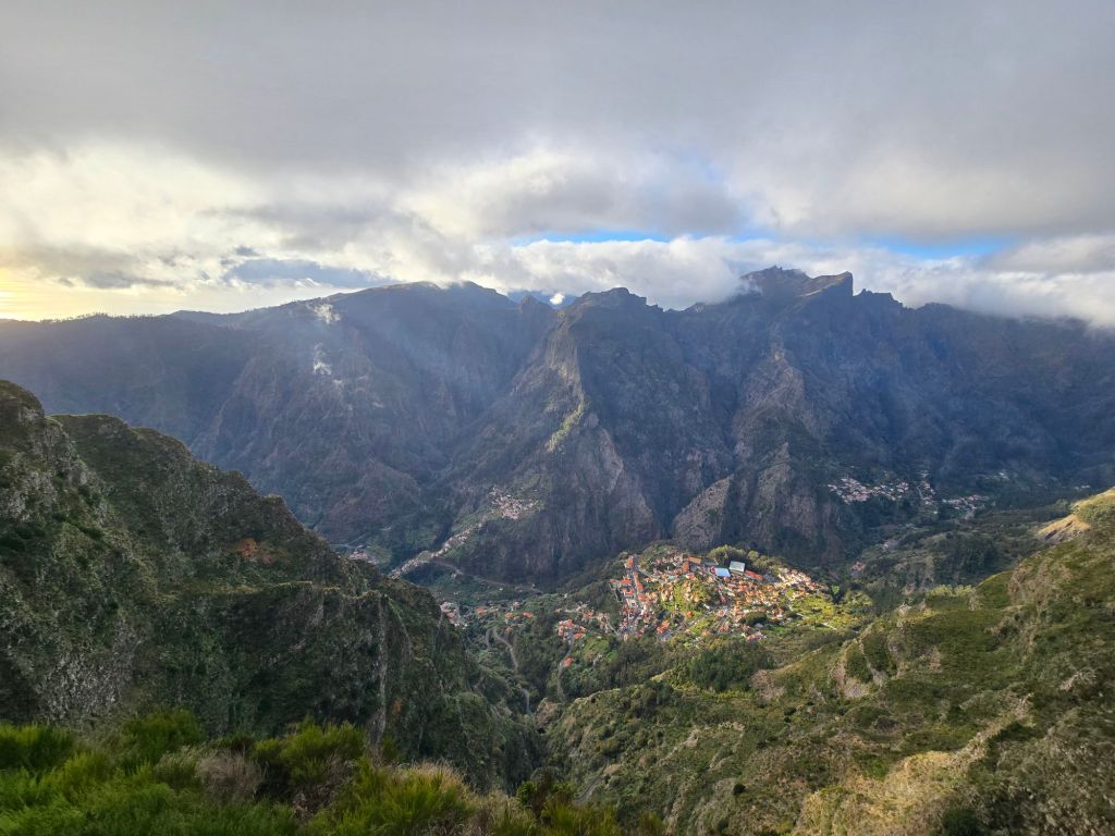 Der grandiose Ausblick vom Miradouro do Paredão